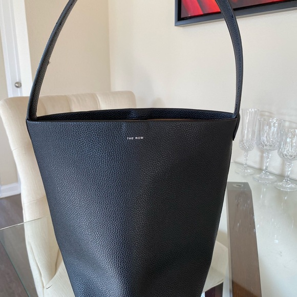 The Row inspired tote similar to the Park N/S tote in Medium. - Picture 3 of 13